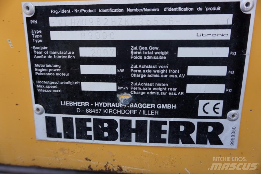 Liebherr R 900 C Bandgrävare
