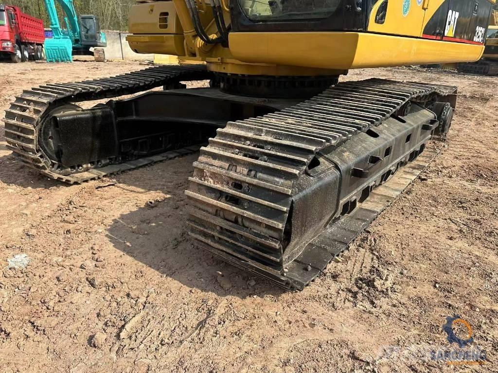 CAT 325CL Bandgrävare