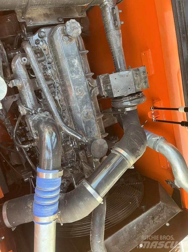 Doosan DX225LC-9C Bandgrävare