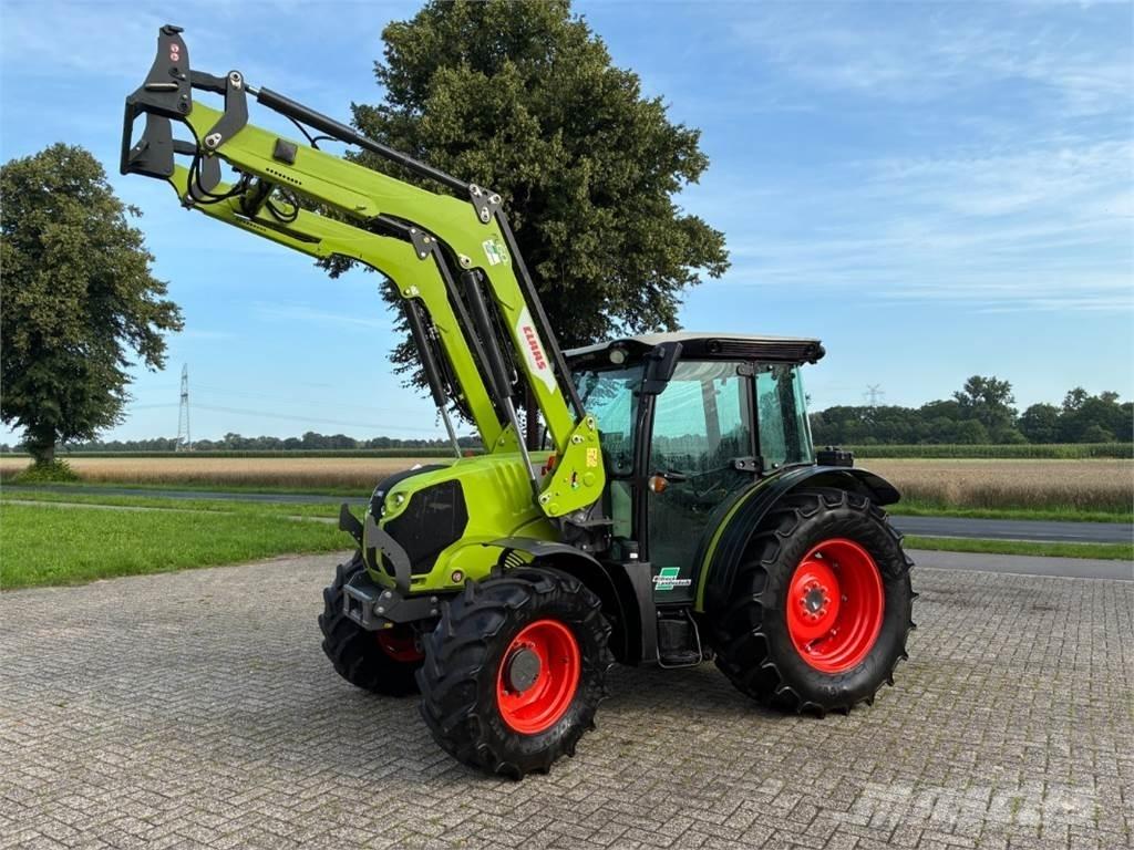 CLAAS Elios 220 Traktorer