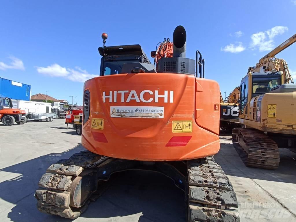 Hitachi ZX 135 US-6 Bandgrävare