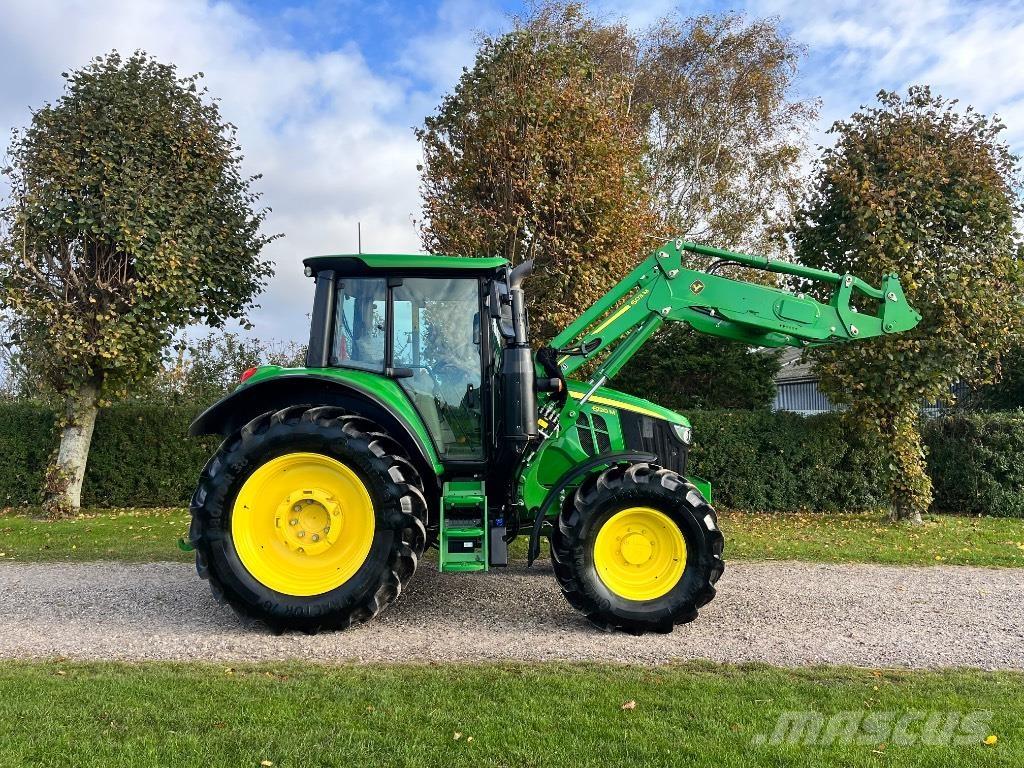 John Deere 6120 M Traktorer