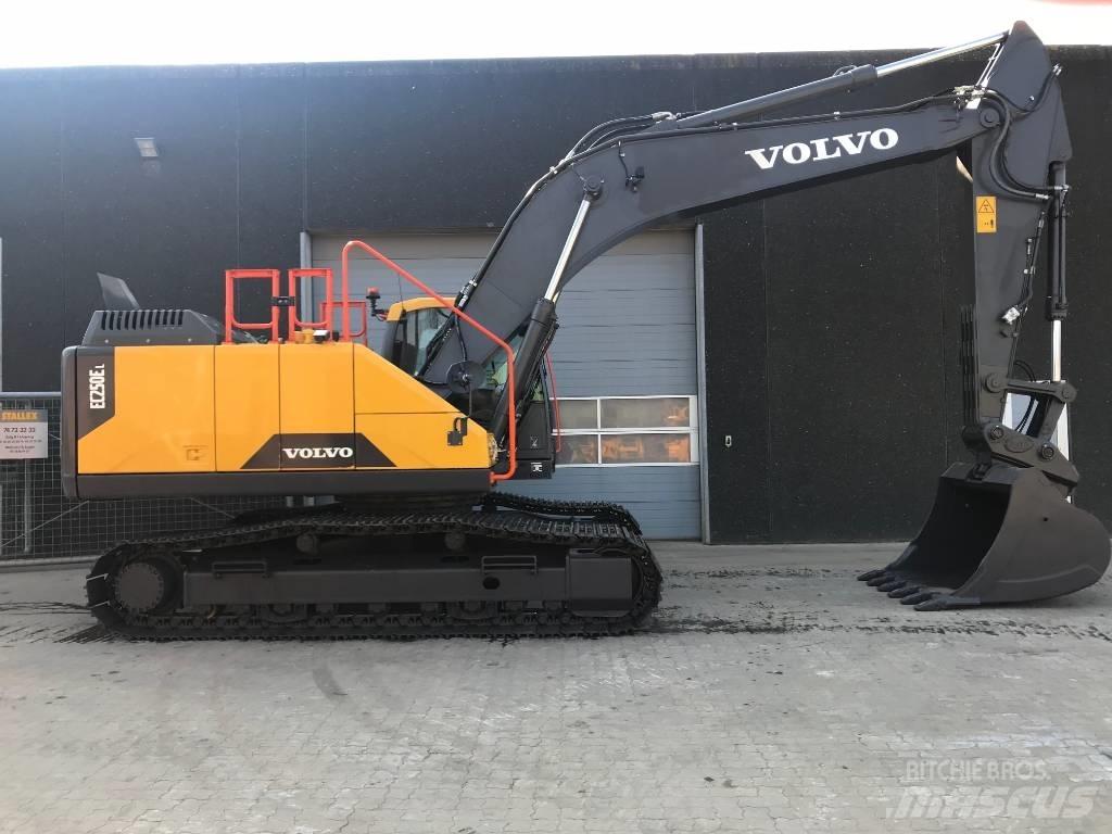 Volvo EC250E L Bandgrävare