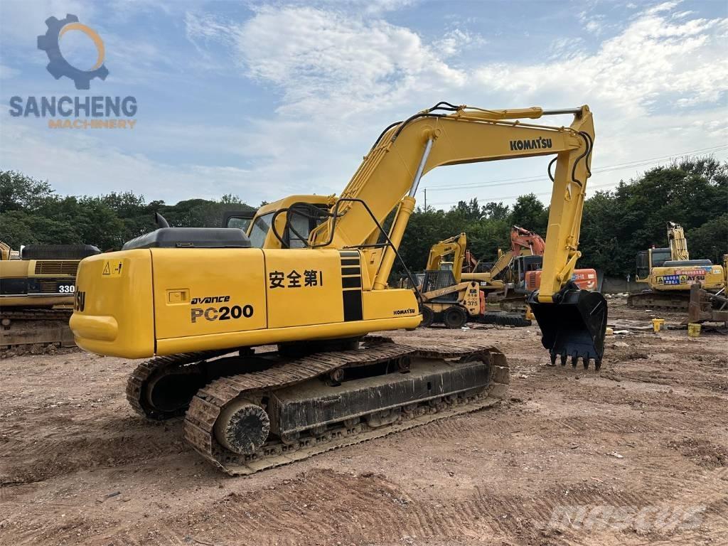 Komatsu PC 200-6 Bandgrävare