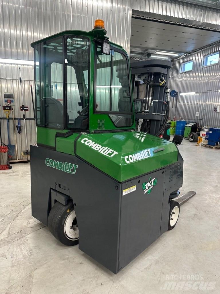 Combilift CB2500E Elmotviktstruckar