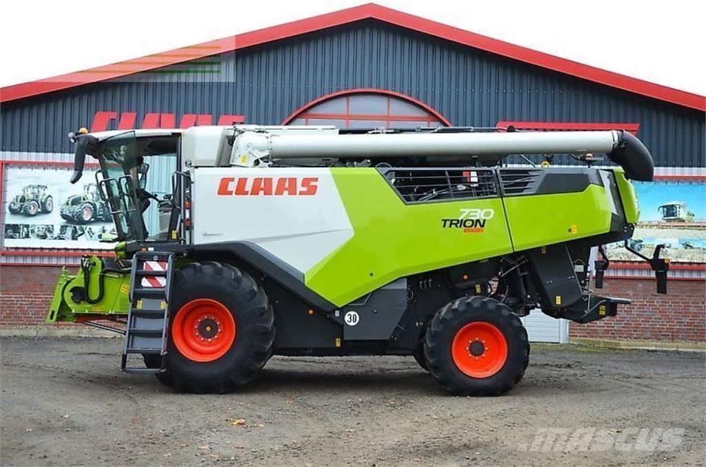 CLAAS trion 730 Skördetröskor