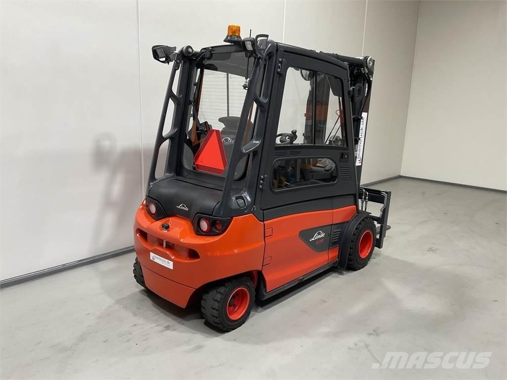 Linde E35L-01 Elmotviktstruckar