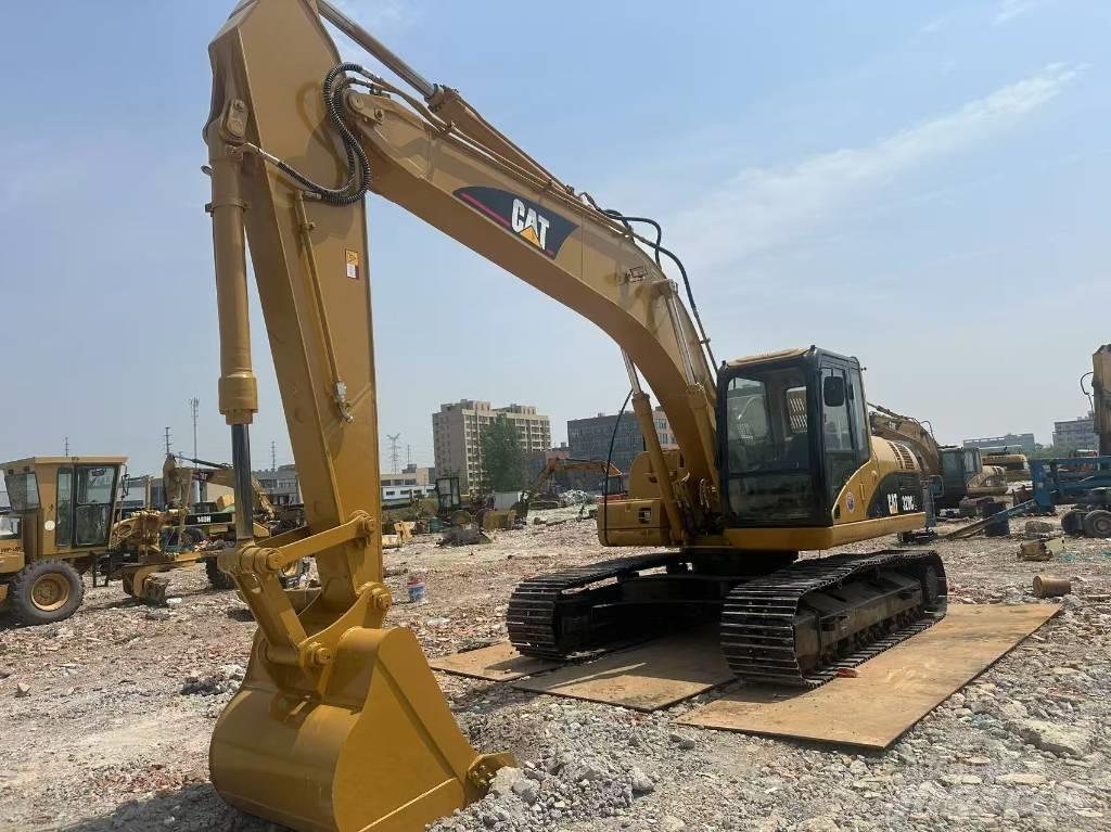 CAT 320 C L Bandgrävare