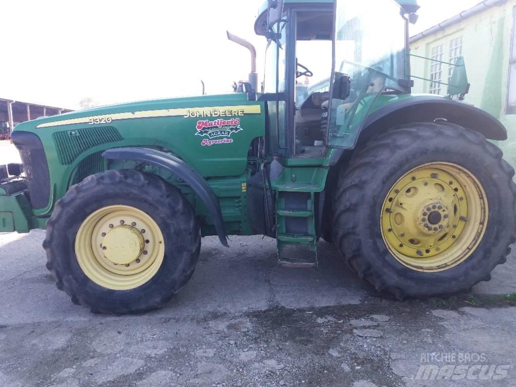 John Deere 8320 Traktorer