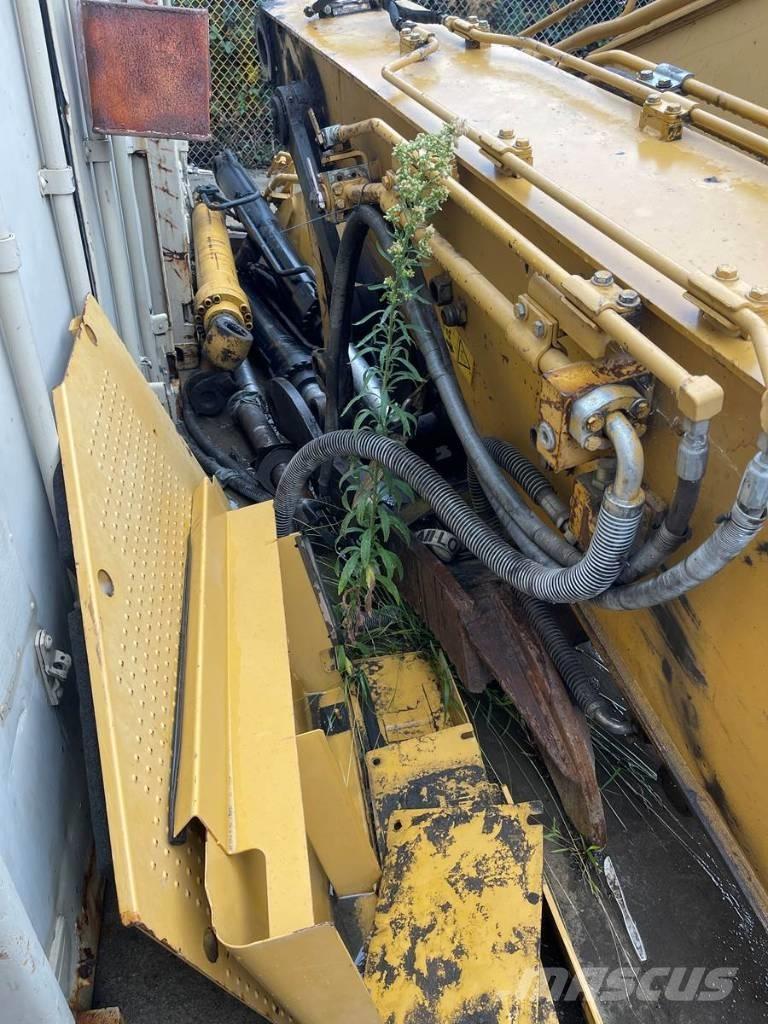 CAT 328 D LCR Bandgrävare