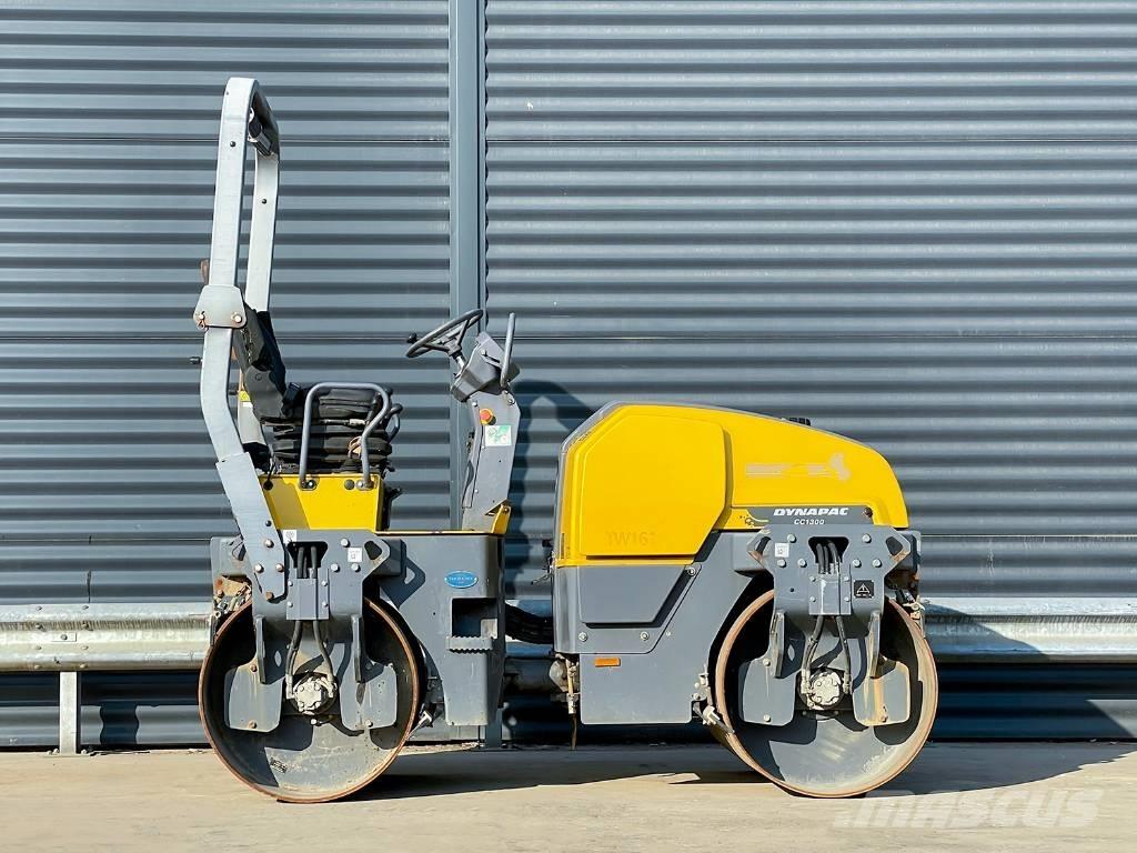 Dynapac CC1300 Tvåvalsvältar
