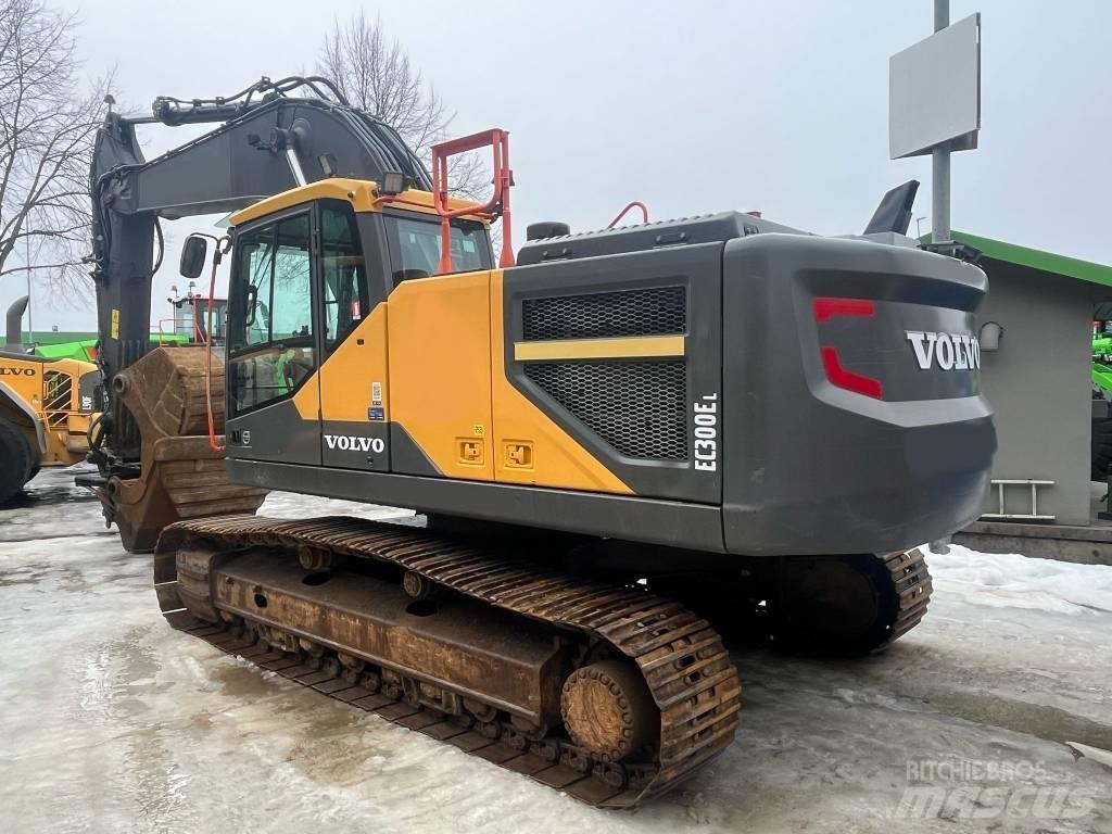 Volvo EC 300 E Bandgrävare