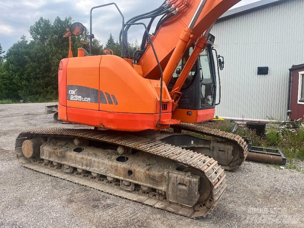 Doosan DX 235 LCR Bandgrävare
