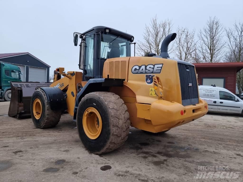 CASE 821 F Hjullastare
