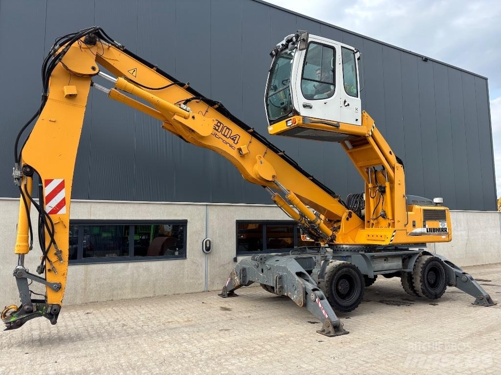 Liebherr A 904 C HD Avfalls / industri hantering