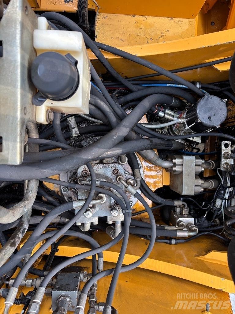 Liebherr A 904 C HD Avfalls / industri hantering