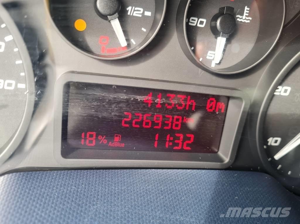 Iveco 70C 18 D brief Minibussar