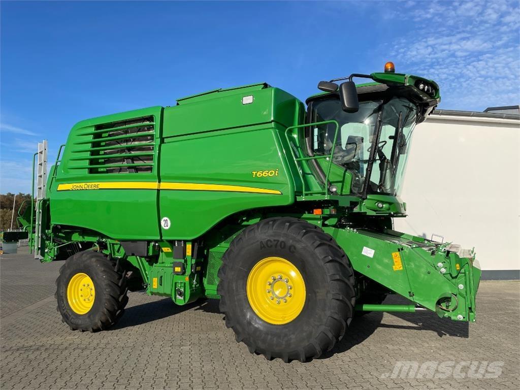 John Deere T660 i Skördetröskor