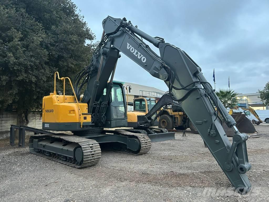 Volvo ECR 235 Bandgrävare