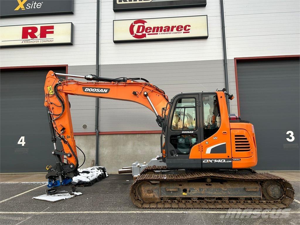 Doosan DX140LCR-5 Bandgrävare