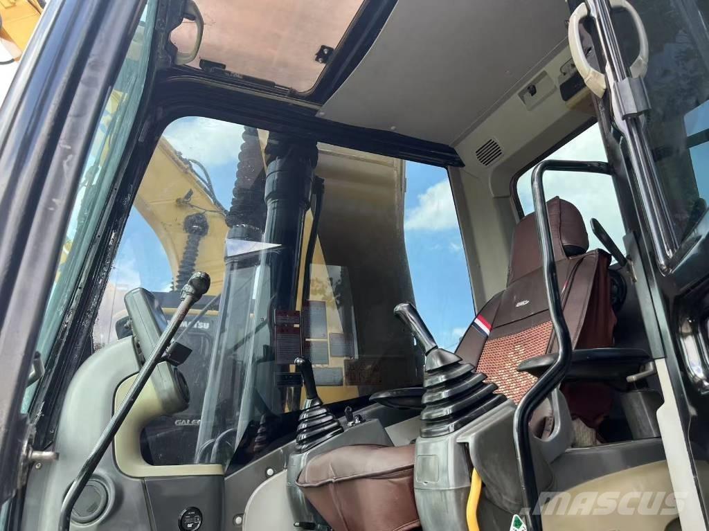 CAT 323DL Bandgrävare