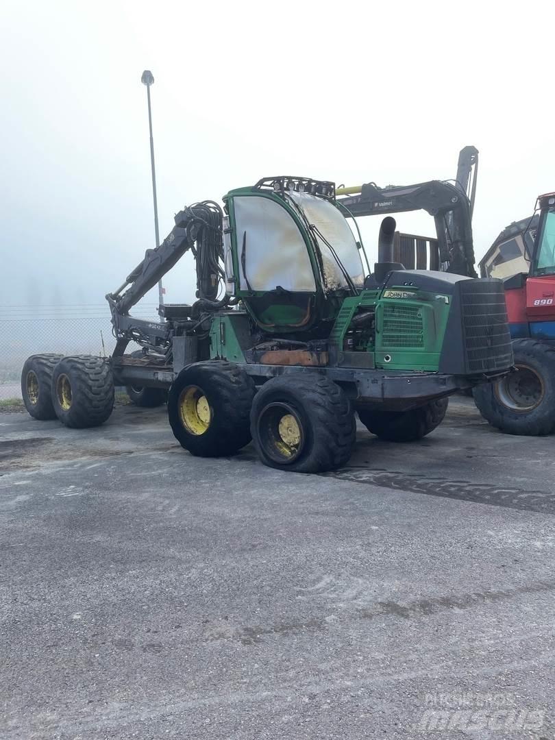 John Deere 1210E Skotare