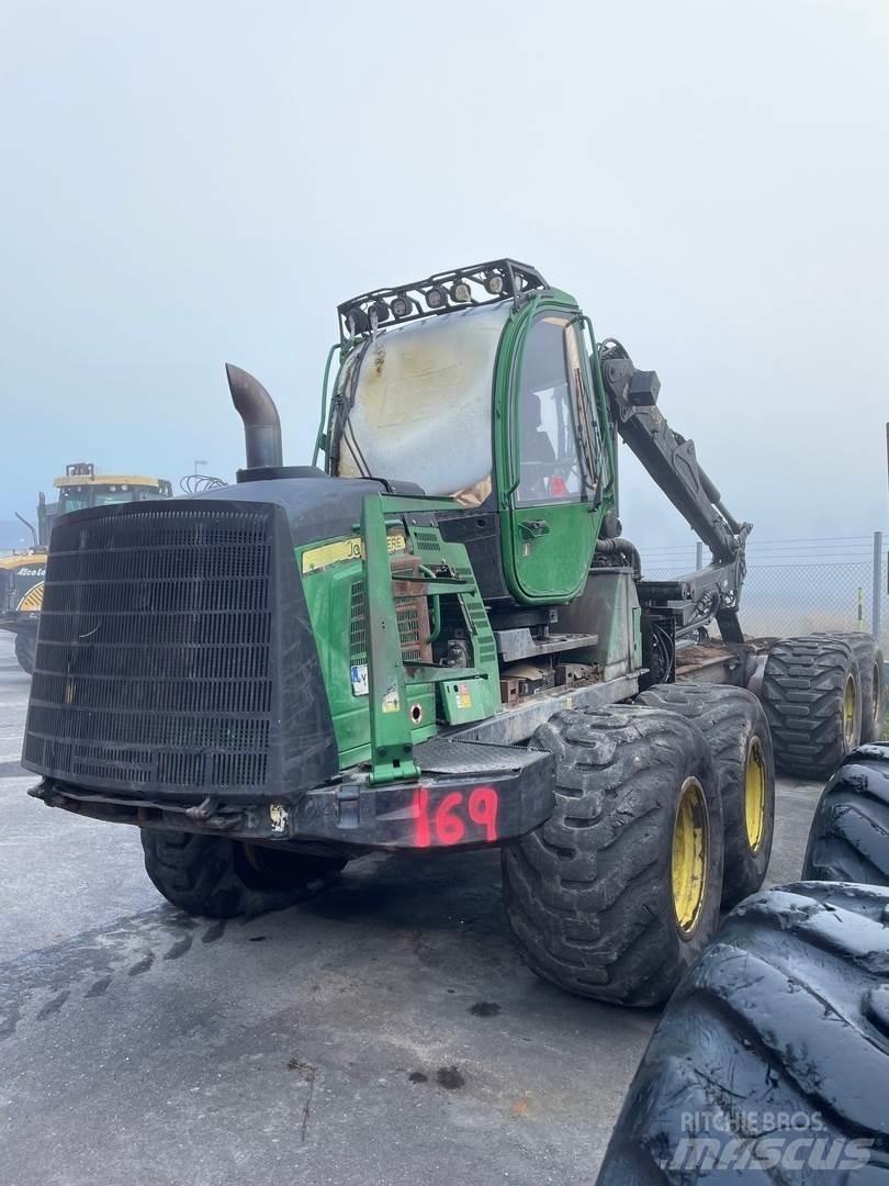 John Deere 1210E Skotare