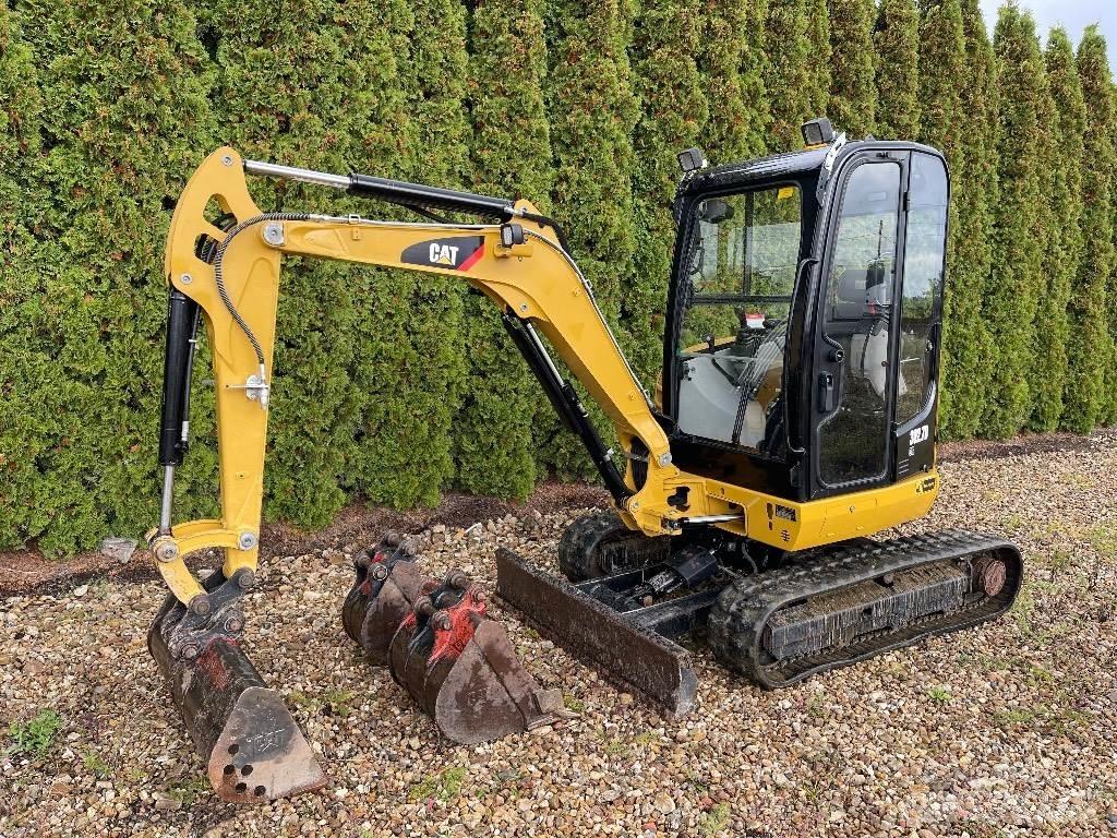 CAT 302.7D CR Minigrävare < 7t