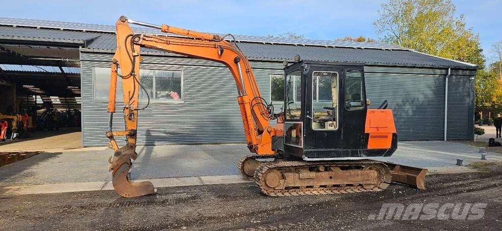 Takeuchi TB 068 Minigrävare < 7t