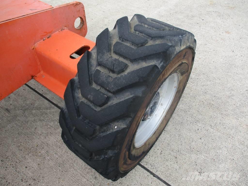 JLG 460SJ (867) Teleskop bomliftar