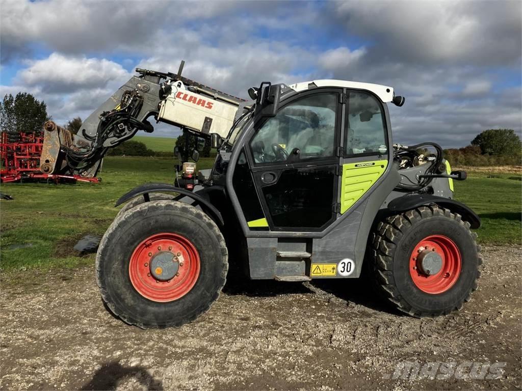 CLAAS 7055 Redskapsbärare för lantbruk
