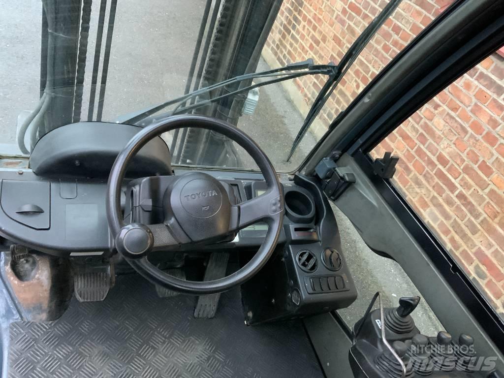 Toyota 02-8 FD F 30 Dieselmotviktstruckar