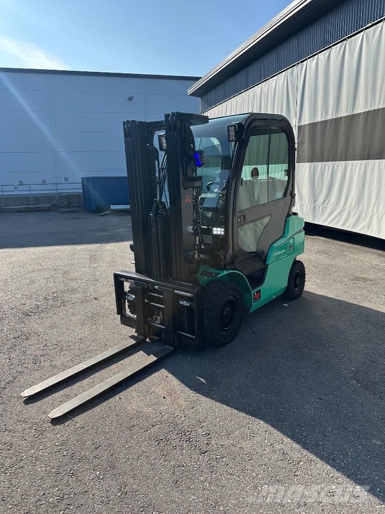 Mitsubishi FD 25 N Dieselmotviktstruckar
