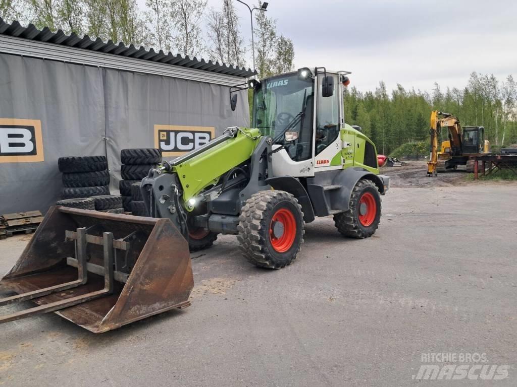 CLAAS 738T Teleskopiska hjullastare