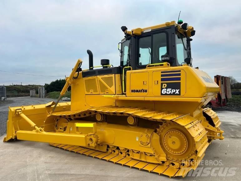 Komatsu D 65PX-18 Bandschaktare