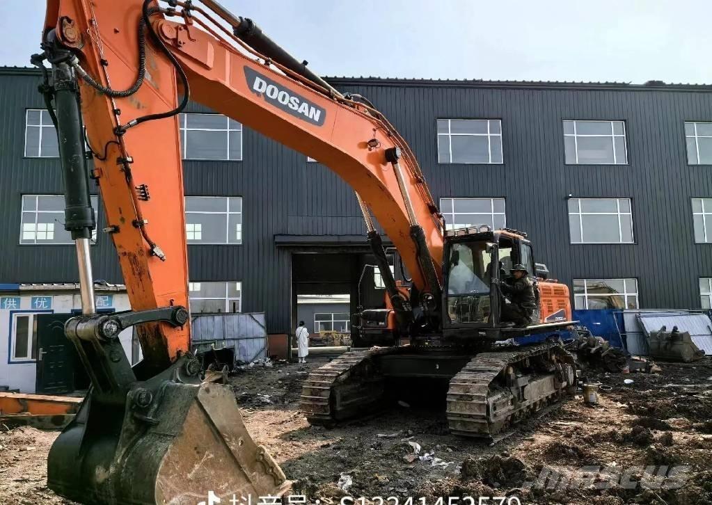 Doosan DX 500 LC Bandgrävare