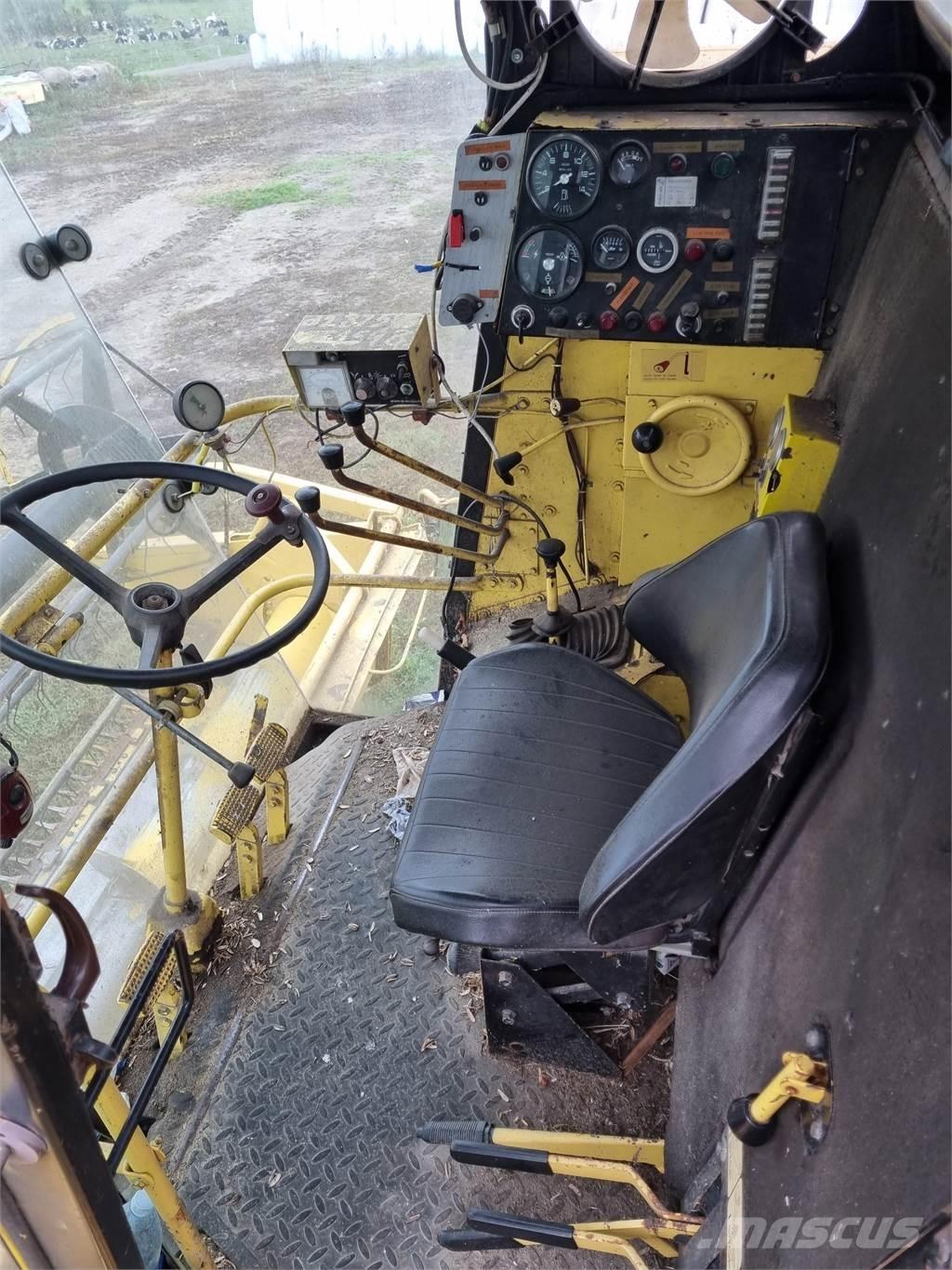 New Holland 8050 Skördetröskor
