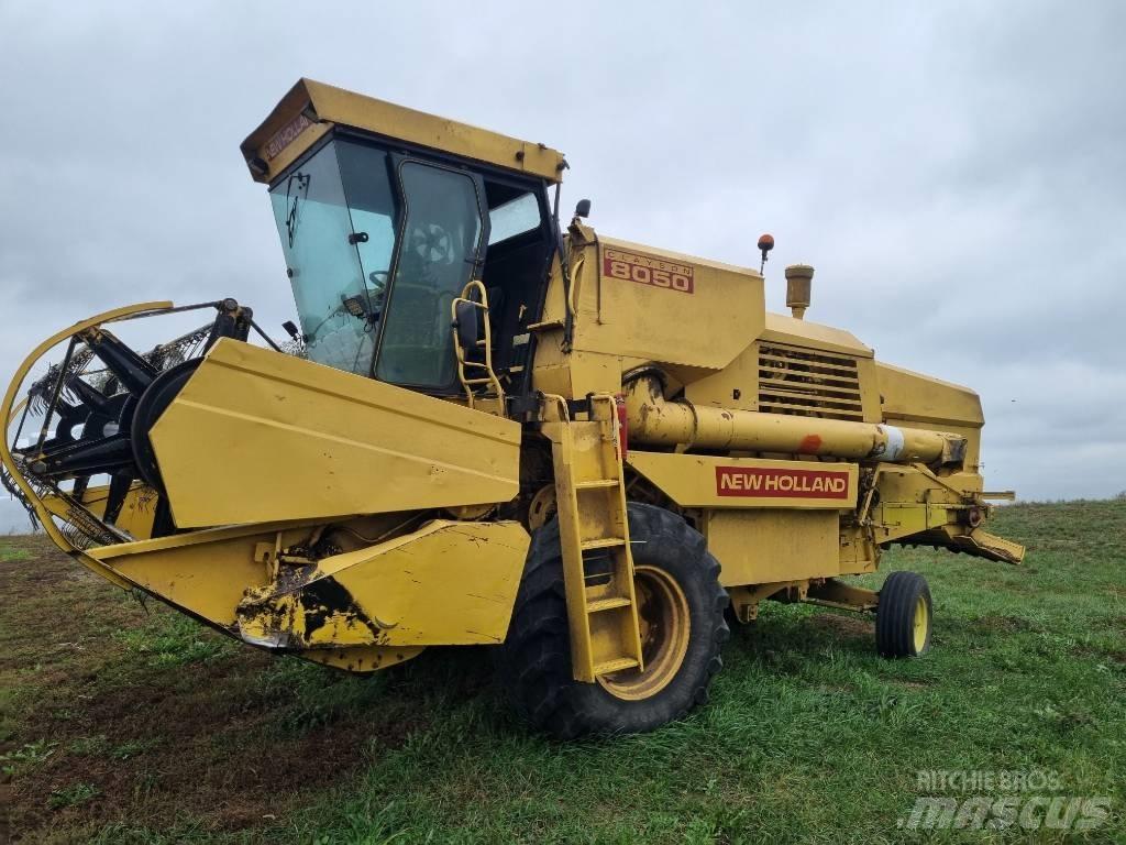 New Holland 8050 Skördetröskor