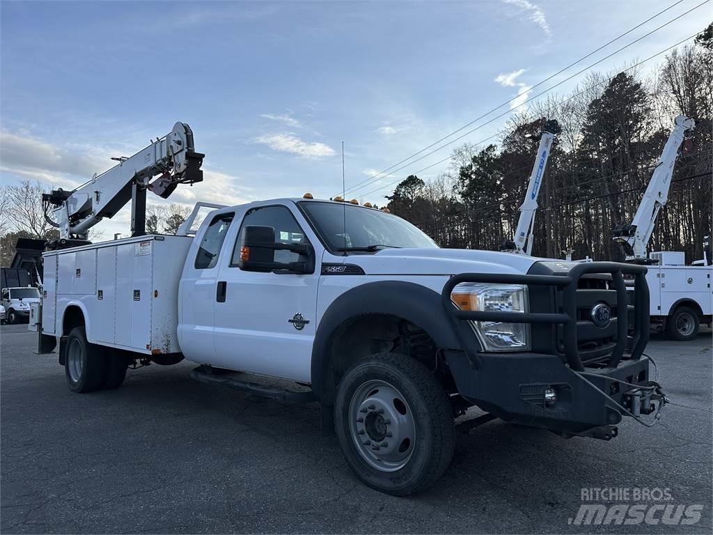 Ford F550 Plogbilar