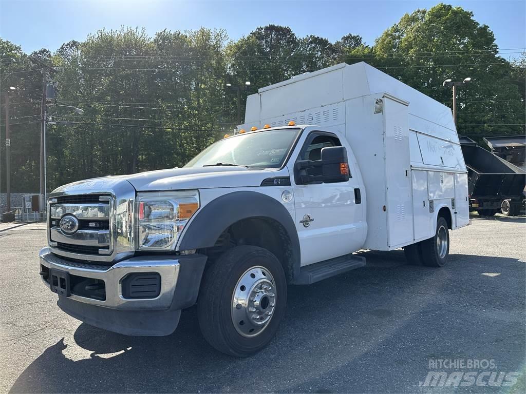 Ford F550 Plogbilar