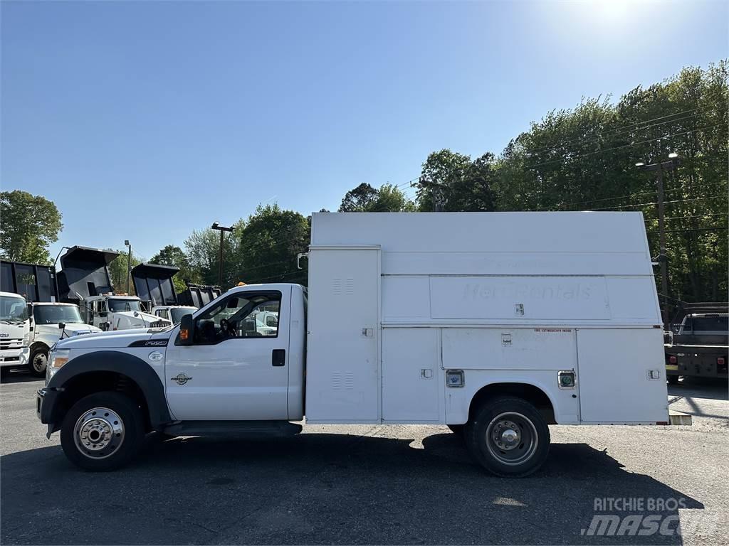Ford F550 Plogbilar