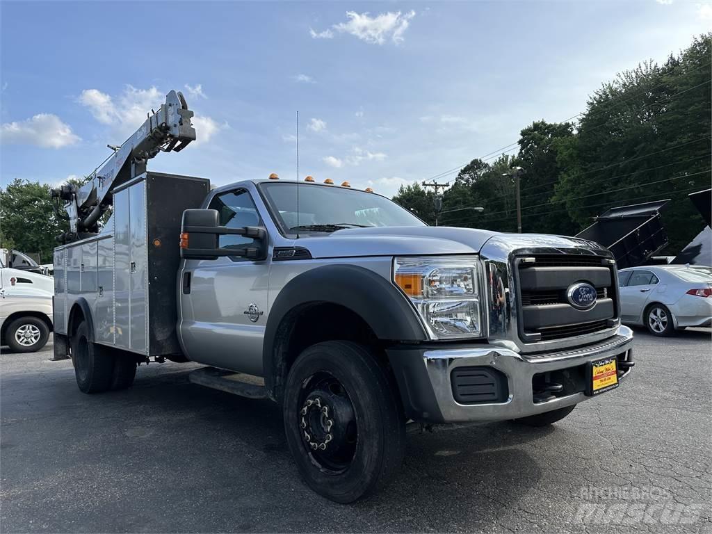 Ford F550 Plogbilar