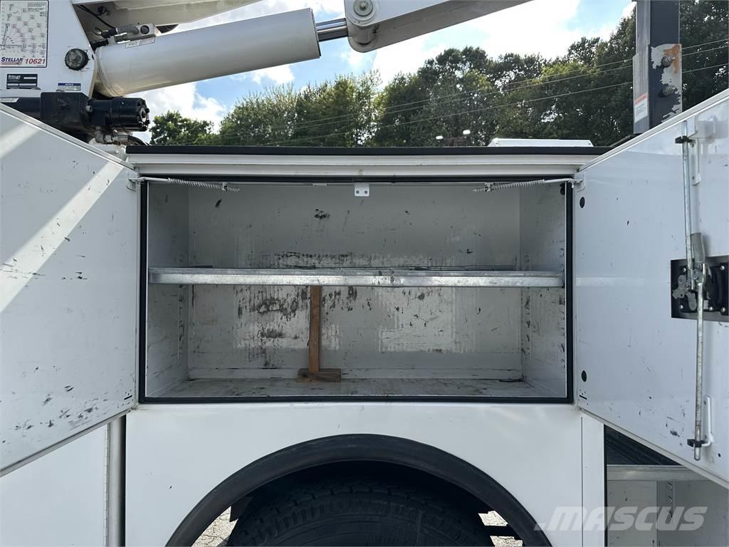 Ford F750 Plogbilar