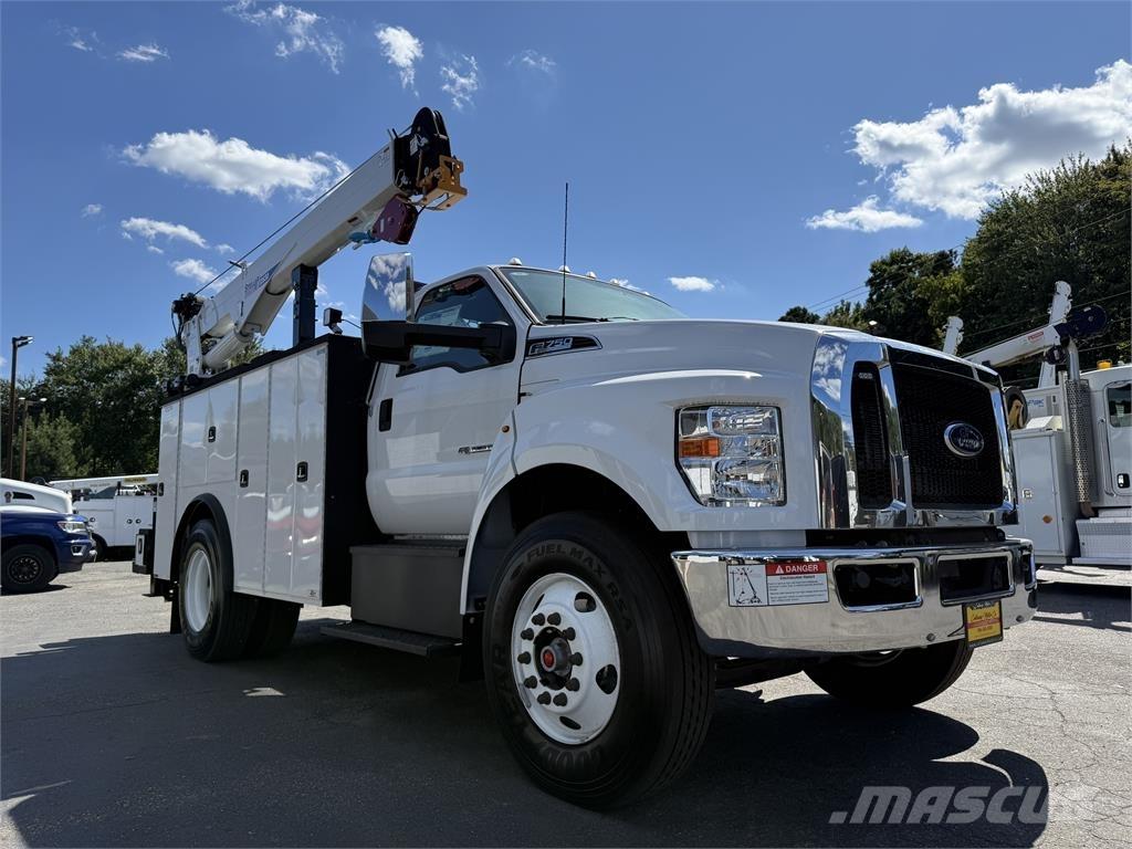 Ford F750 Plogbilar