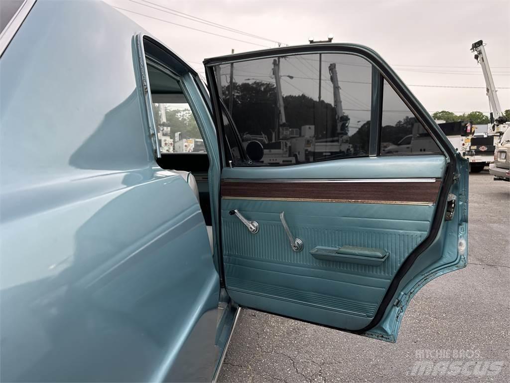 Ford FAIRLANE Övriga bilar