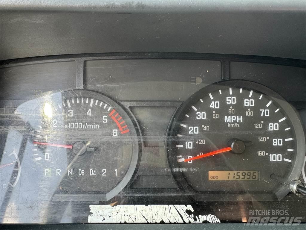 Isuzu NPR HD Tippbilar