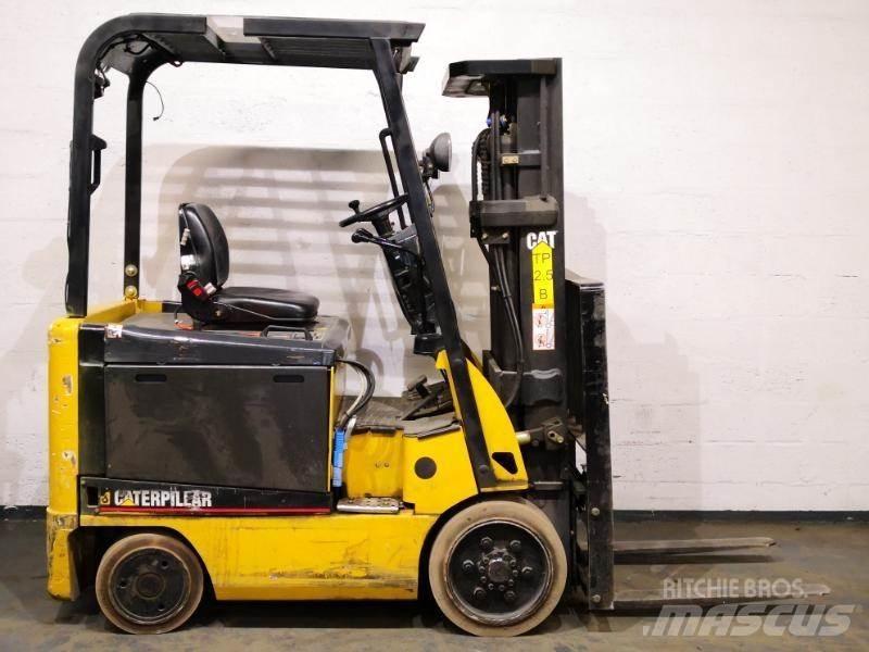 CAT EC25N Övriga motviktstruckar