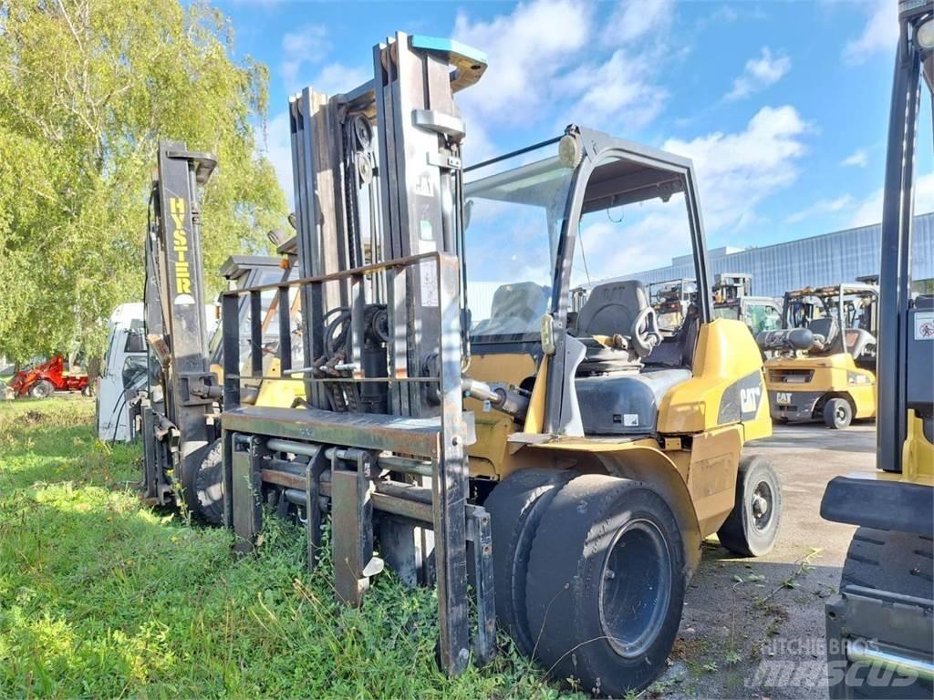 CAT GP40N Övriga motviktstruckar