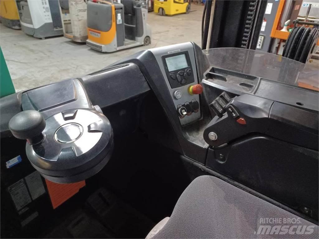 CAT NR16N Skjutstativtruck
