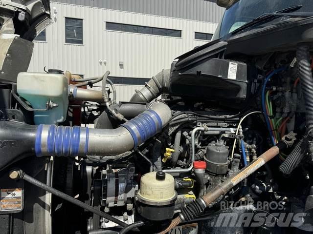 Kenworth T880 Övriga bilar